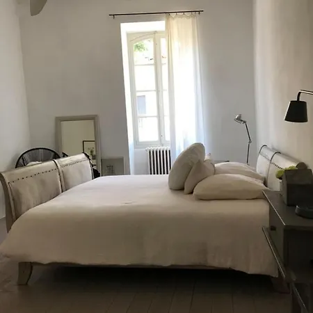 L'autre Maison 3* Penne-dʼAgenais